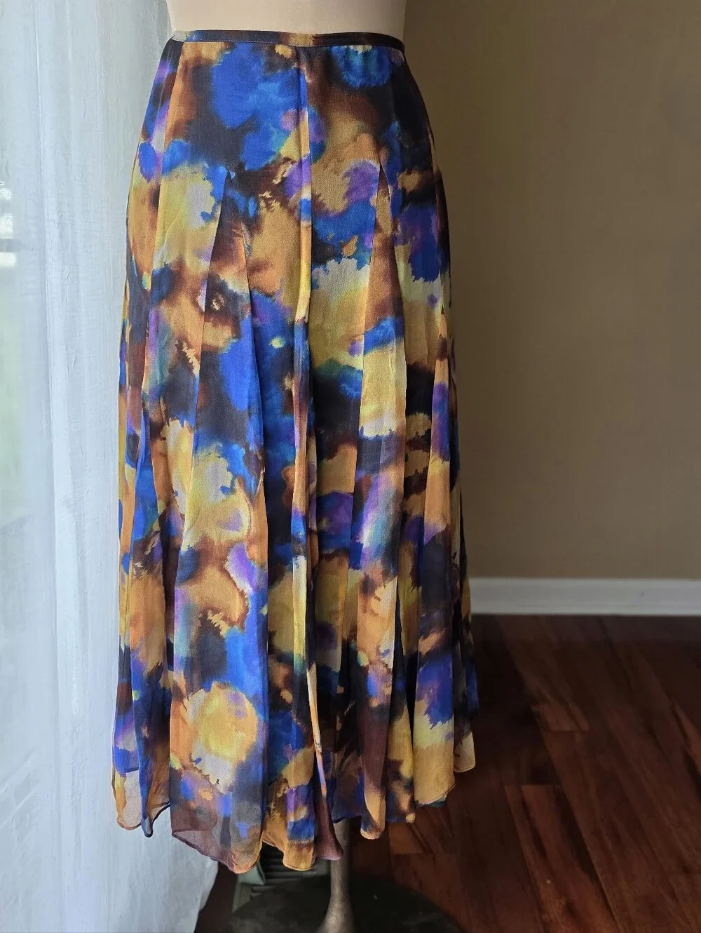 100% Silk Pleated Midi Skirt Petite 6P Abstract Blue Gold Brown Jones New York